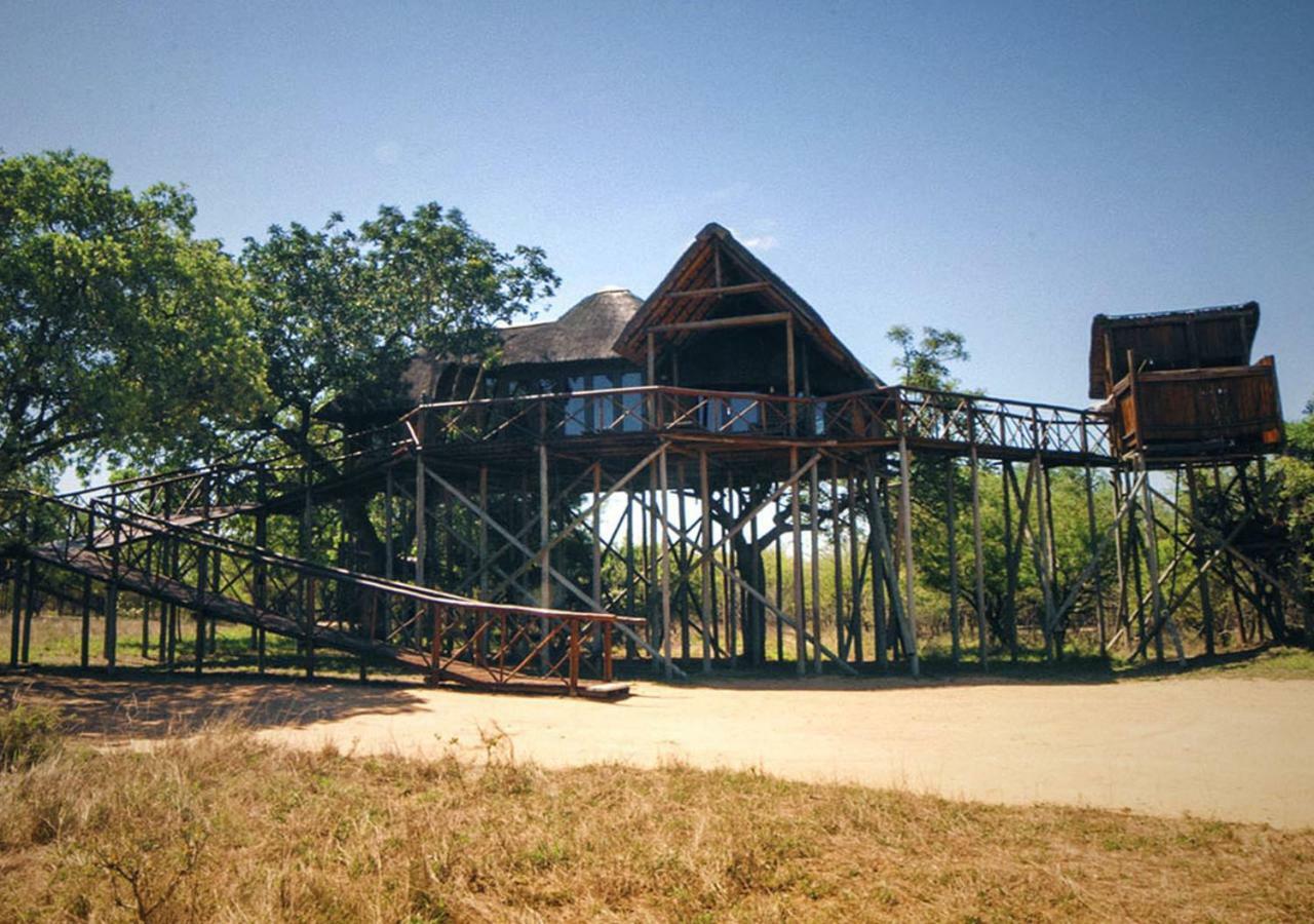 Pezulu Tree House Lodge Hoedspruit Exterior photo